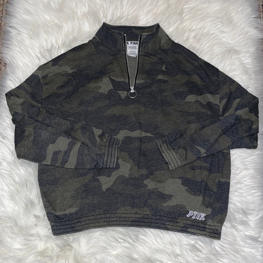 VS pink camo quarter zip